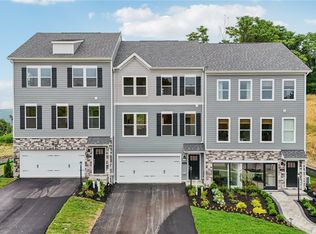 155 River Ridge Dr, Moon Township, PA 15108