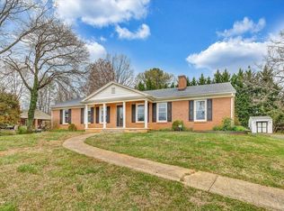 113 Valleyview Dr, Madison Heights, VA 24572
