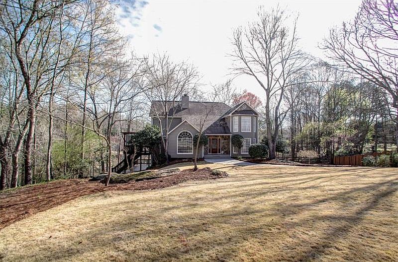 1st image of 704 Plantation Cv