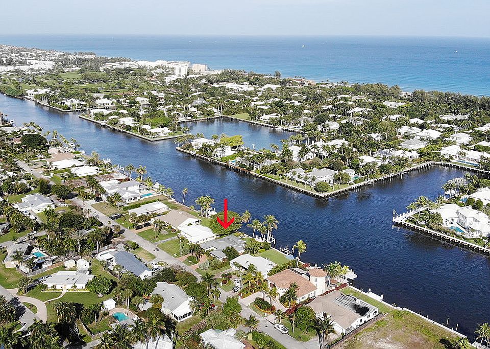 1st image of 3111 Karen Dr