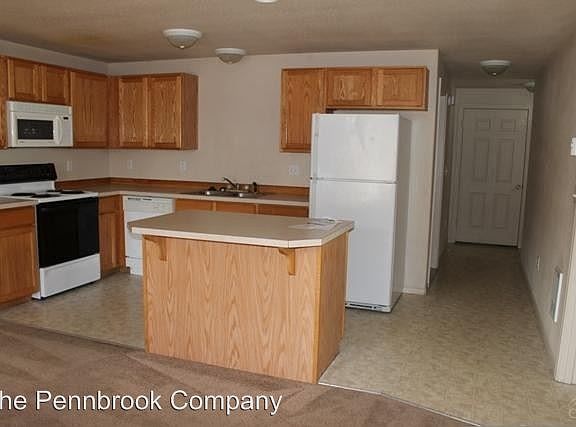 2nd image of 2545 NW Cedar Ave