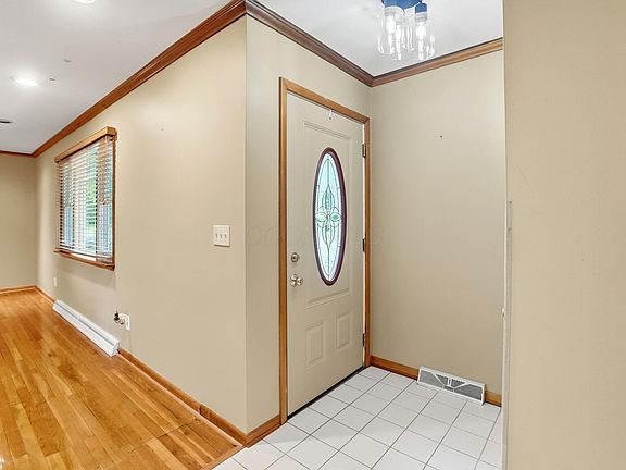 5th image of 236 Drakewood Rd