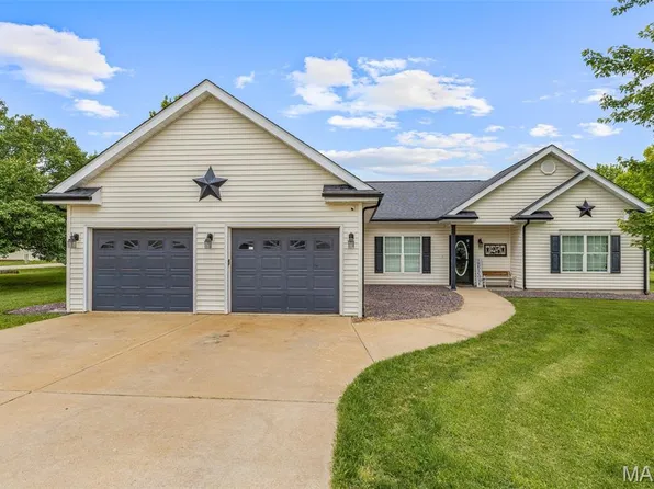 25 Elk Dr, Farmington, MO 63640