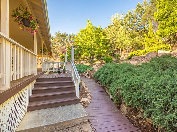 5th image of 5075 Sweetwater Dr