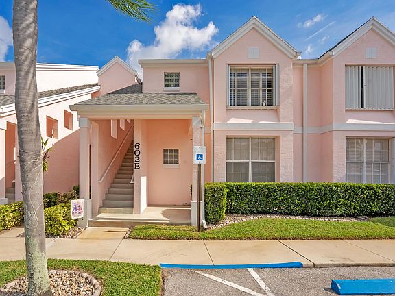2nd image of 602 Muirfield Court