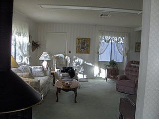 2nd image of 517 L Ave