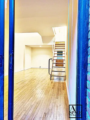 Rented by A Space Realty NY LLC | media 38