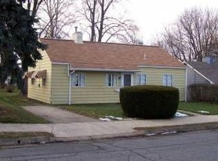 30 Crest St, Baden, PA 15005