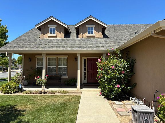 2nd image of 1 Meredith Cir