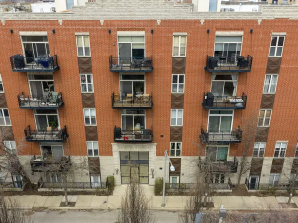 2342 W Bloomingdale Ave APT 208, Chicago, IL 60647