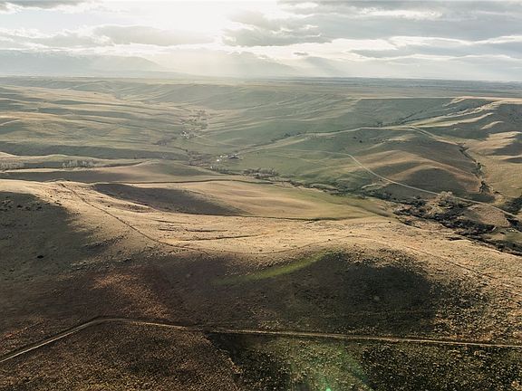 2nd image of Elbow Creek Rd