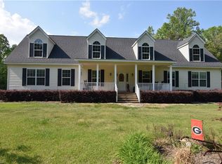 2905 Quaker Church Rd, Pinnacle, NC 27043