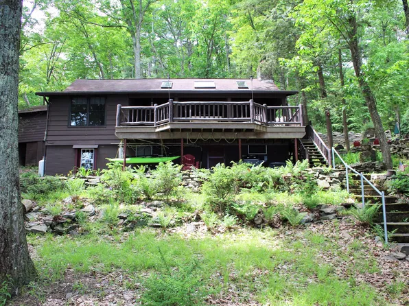 115 Nyack Ave, Tafton, PA 18464