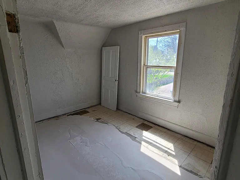 3722 W Brown St — Photo 6
