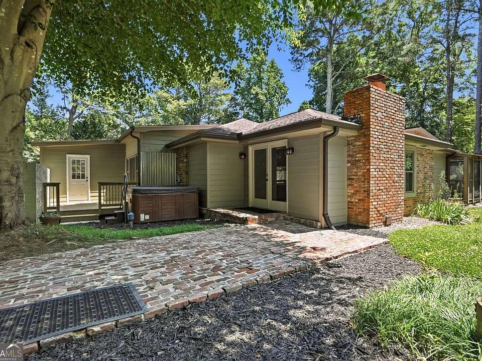 1st image of 4273 Webb Rd