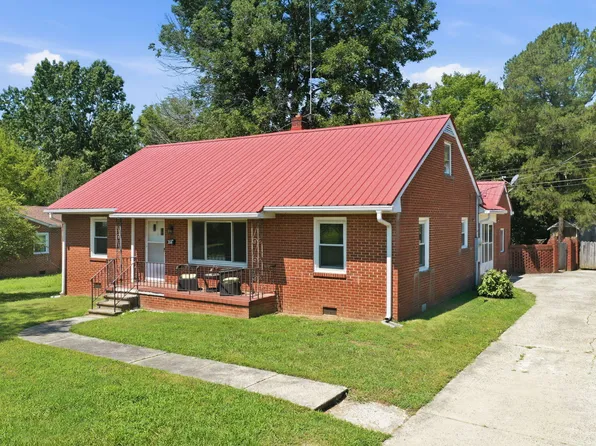306 Oakgrove Dr, Graham, NC 27253