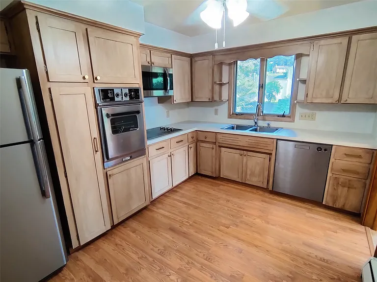 3112 Belmont Ave — Photo 7