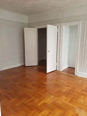 Rented by BRICK & GALO REALTY CORP | media 7