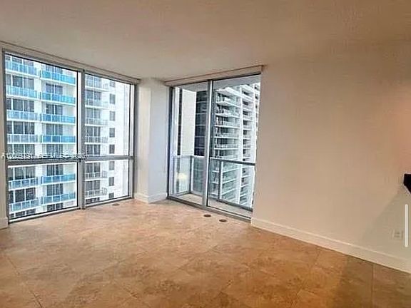 4th image of 1060 Brickell Ave APT 2217