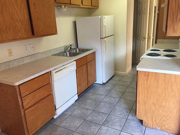 3rd image of 8221 Sam Rayburn Dr APT 104
