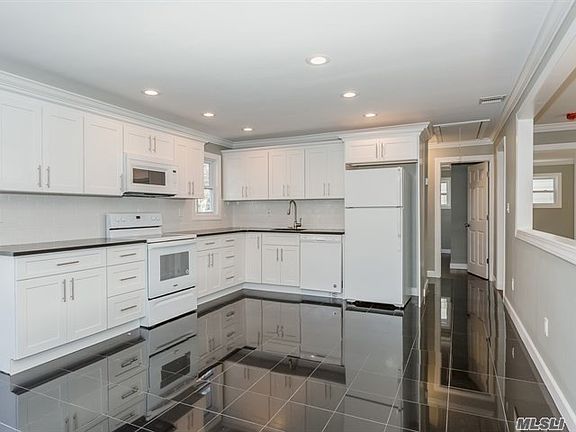 4th image of 51 Lieper St