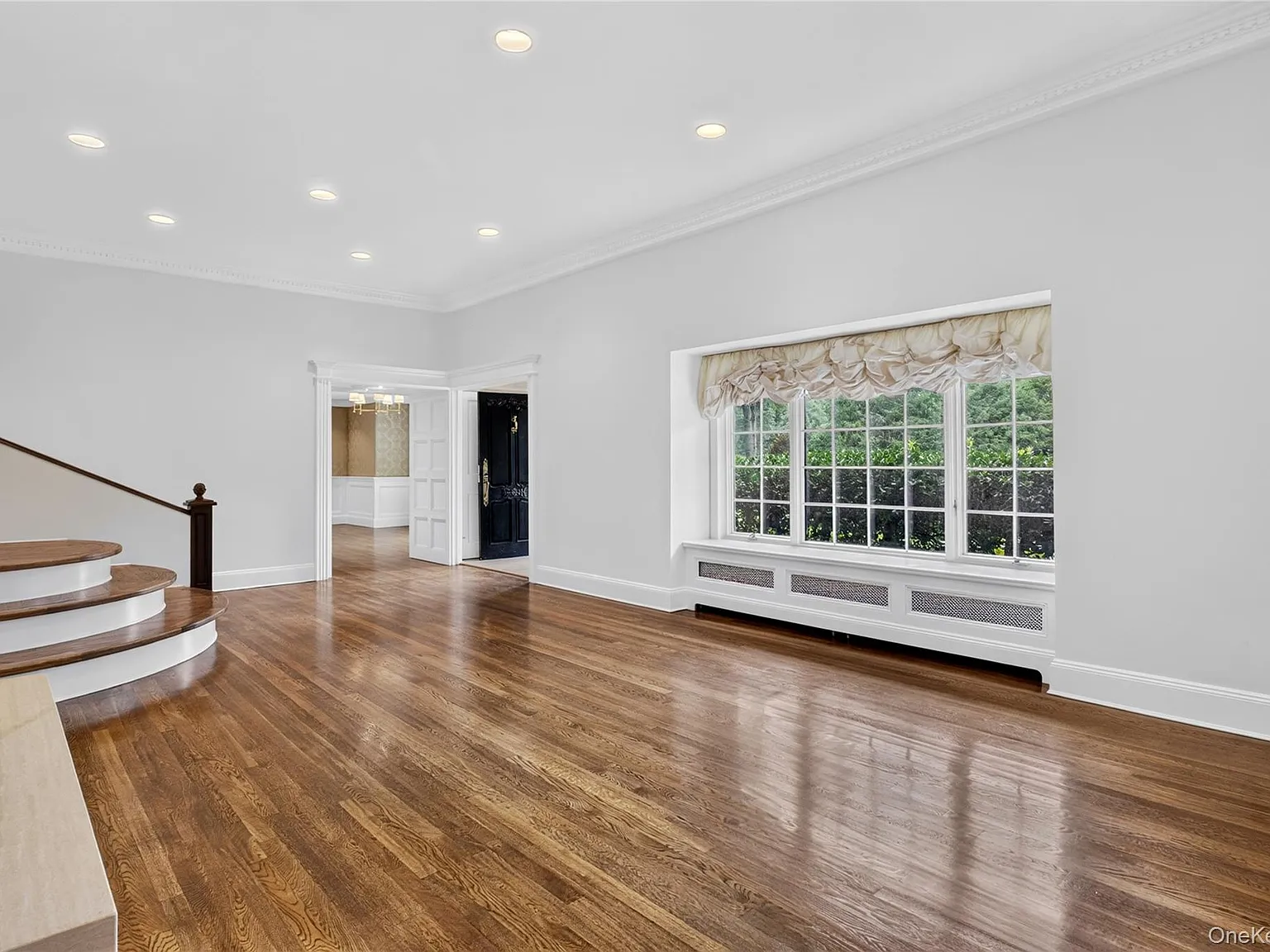 4 bed, 3.0 bath, 2800 sqft, $12,000 — Photo 4