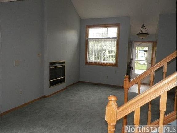 4th image of 4046 Wilshire Circle