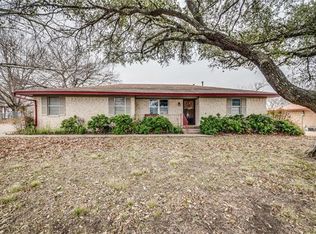 600 Cherry St, Forreston, TX 76041