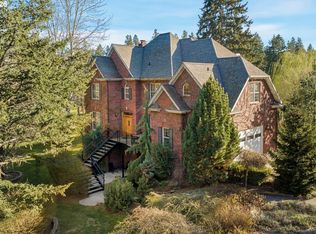 4050 Sylvester Dr, Hood River, OR 97031