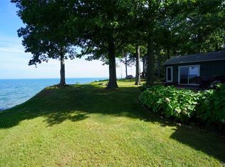 5347 W Lake Rd, Burt, NY 14028
