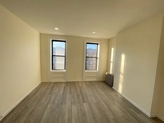 Rented by Compass | media 9