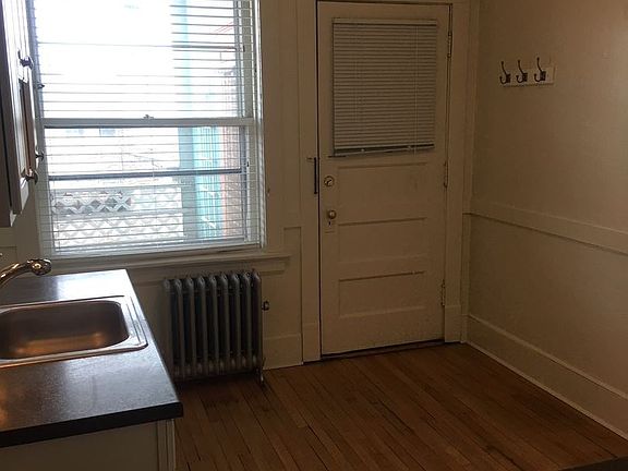 4th image of 2521 N Downer Ave APT E
