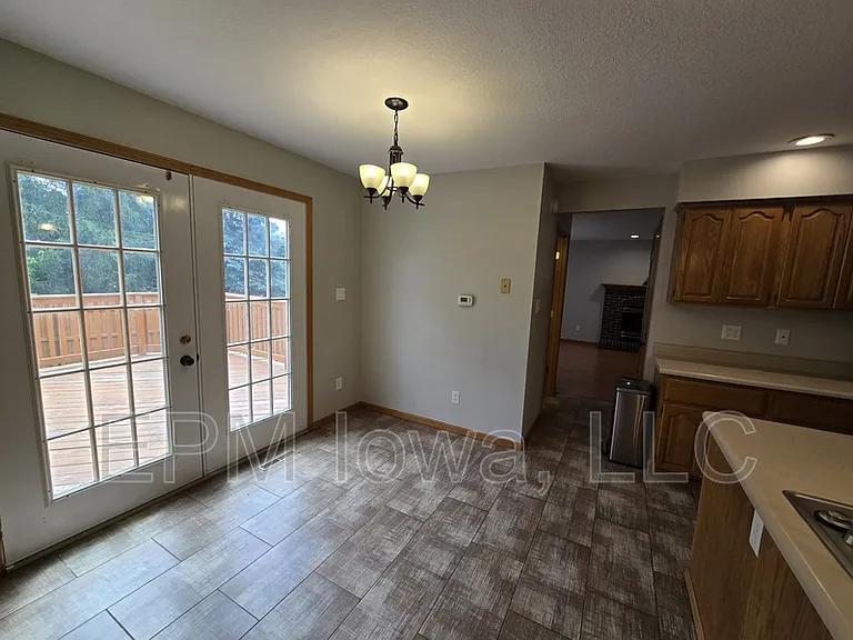 4710 Donald Dr — Photo 20