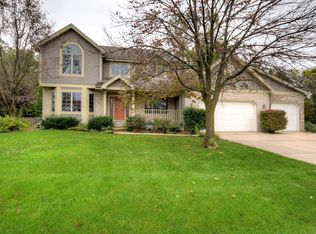 5839 Devoro Rd, Fitchburg, WI 53711