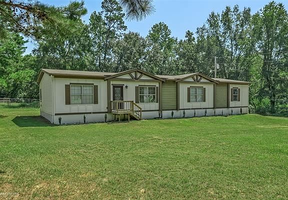 3rd image of 4425 State Highway 169