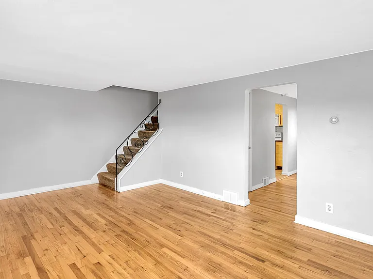 4262 Minnesota St — Photo 4