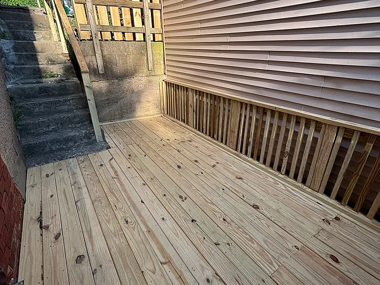 843 Fairbanks Ave — Photo 4