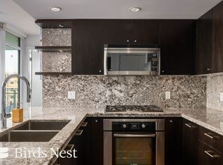 1455 George St #703, White Rock, BC