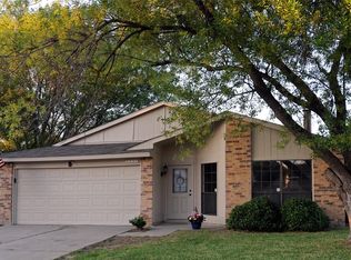 5637 Powers St, The Colony, TX 75056