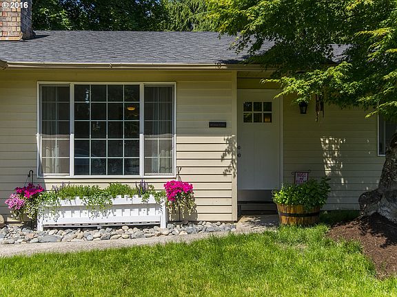 2nd image of 6710 NE 62nd Ct
