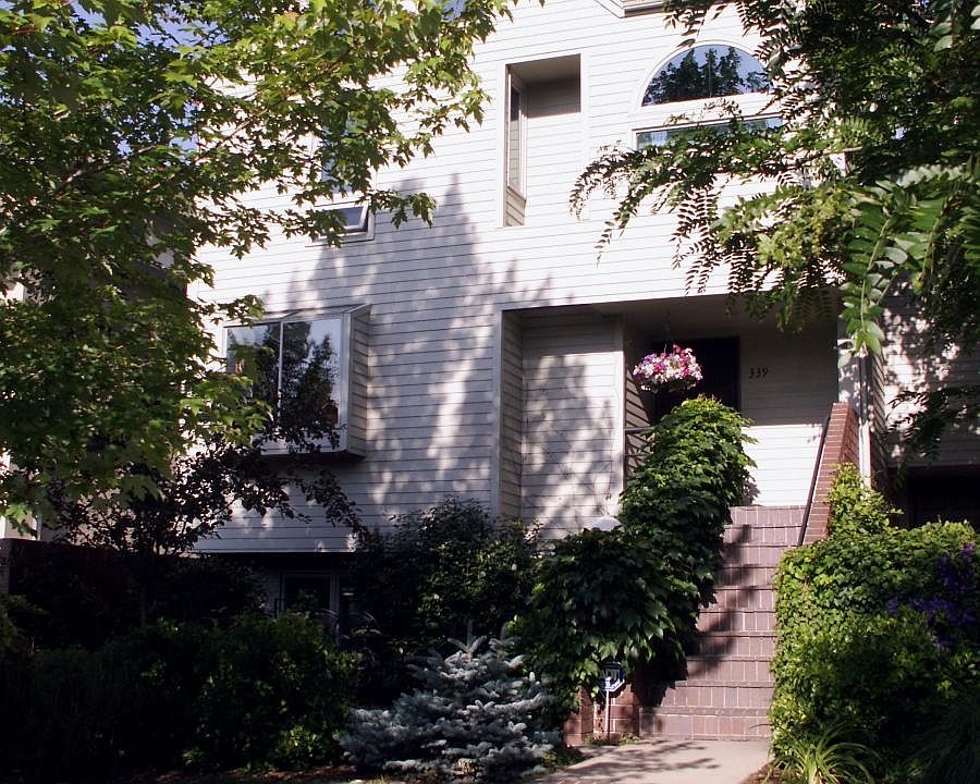 Private front entry