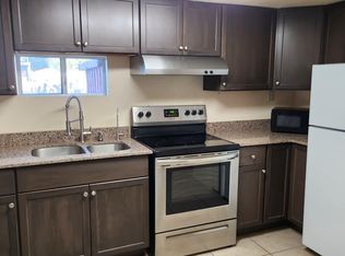 919 S Dora Ave #B, Yuma, AZ 85364