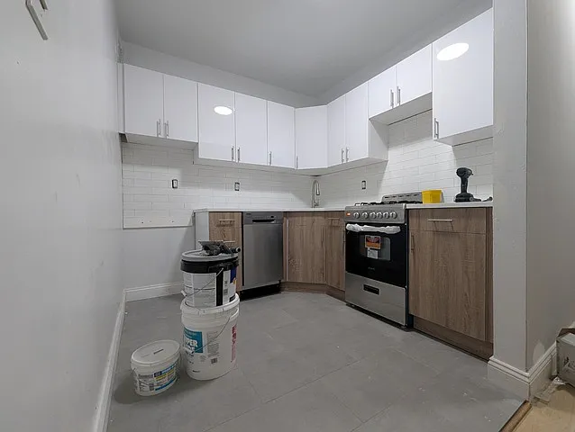 22 Jones St #2F — Photo 2
