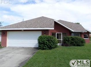 813 SW Santa Barbara Pl, Cape Coral, FL 33991