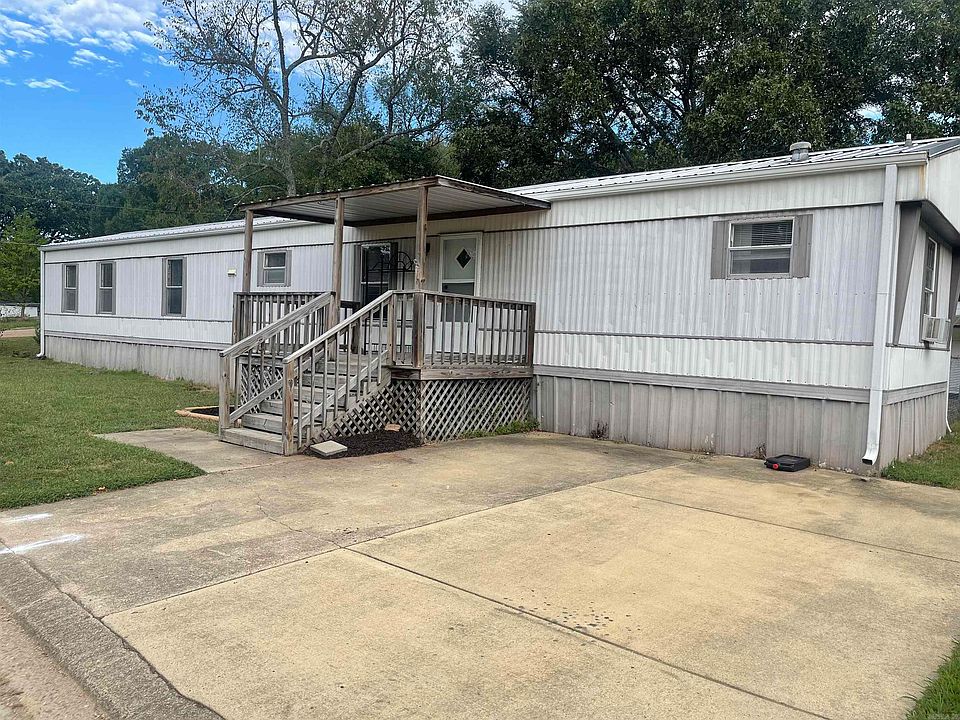 1st image of 243 Fairwood Cir