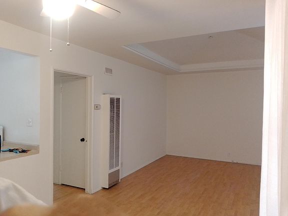 5th image of 1512 Berkeley St APT C