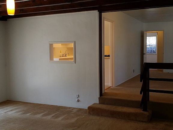 4th image of 9064 Olive St