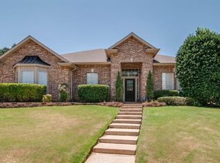 105 Thistle Ct, Highland Village, TX 75077