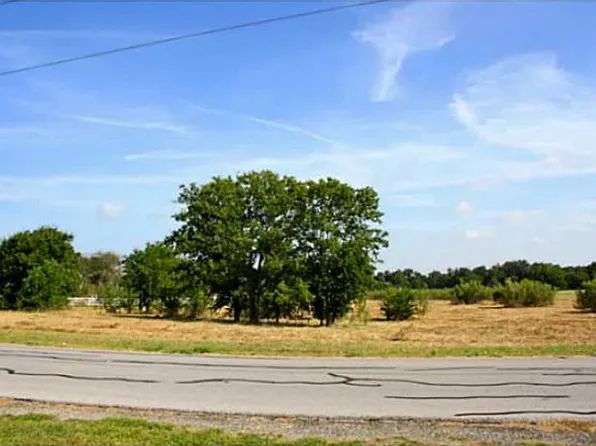 101 Brushy Creek Trl, Hutto, TX 78634