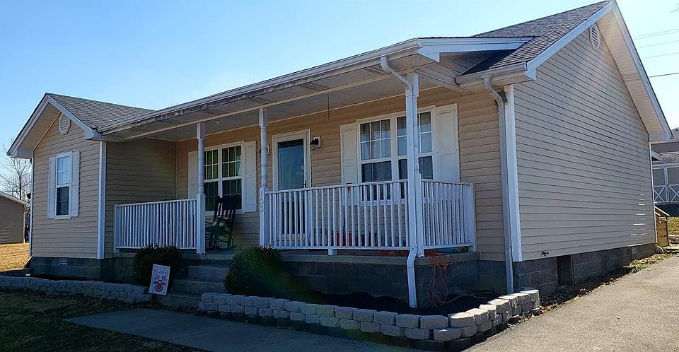 1st image of 133 Village Cir